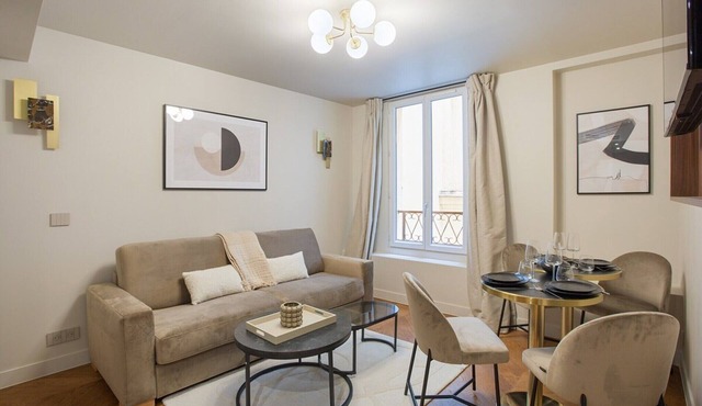 New apartment Center of Paris