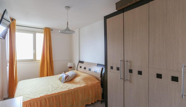 Nice apartment with balcony in Pré-Saint-Gervais