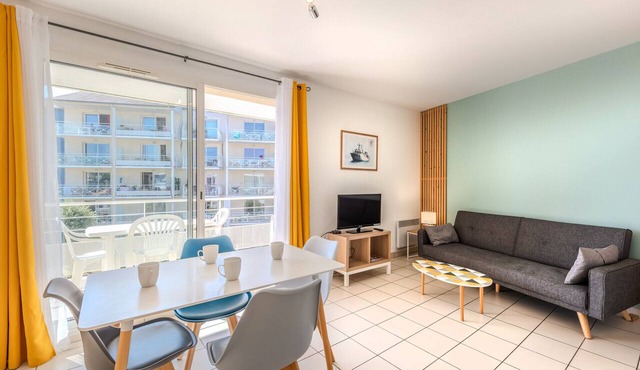 Nice Apt for 5 pers Sea view
