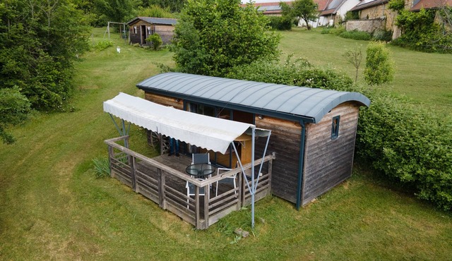 Null 'Tiny House' with Private Garden and Air Conditioning