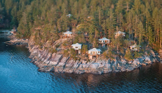 Oceanfront Luxury Tenthouse B in Halfmoon Bay