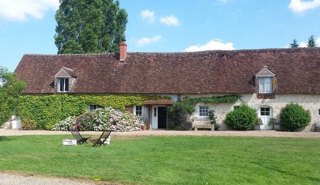 Old 16th century farmhouse completely renovated, quiet and wide open spaces