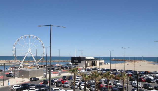 One Bedroom apartement with sea and marina view