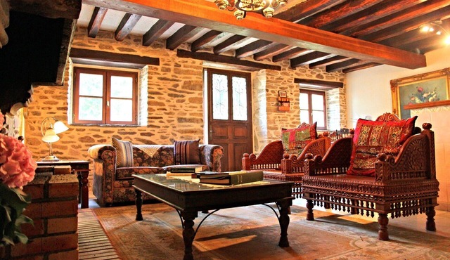 PEACE, PRIVACY AND HISTORY—ALL WRAPPED UP IN A MAGICAL SETTING!