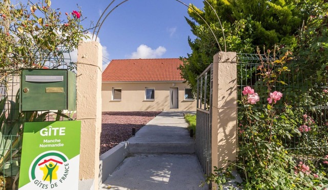 Peaceful countryside house with garden and bikes available
