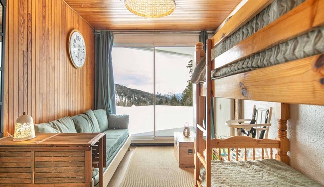 Peaceful Stay with Mountain View