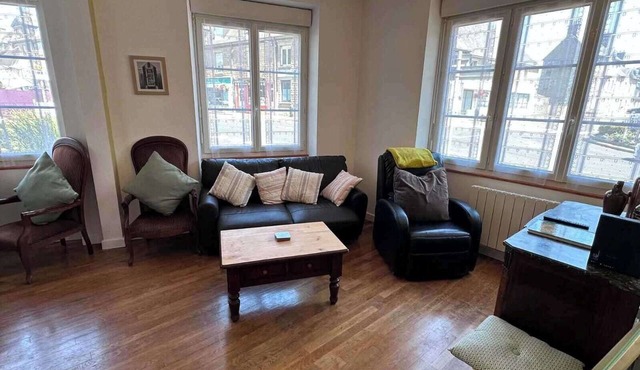 Pet Friendly & Accessible 3-Bed Gite, Sleeps 6 in Sourdeval