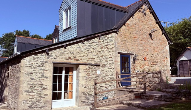 Petite house 'Bakehouse' with shared pool, shared terrace and Wi-Fi