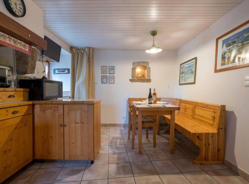 Petite maison 3 pièces à Crac'h - WIFI, animaux acceptés - FR-1-477-42
