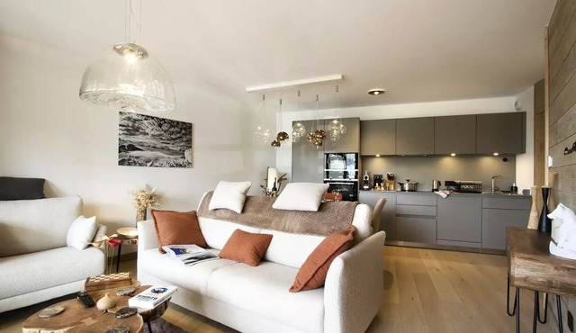 PHOA22 Beautiful apartment in a residence with a pool, right at the foot of the slopes *
