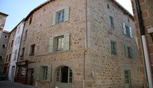 Pierre de Mercoeur House