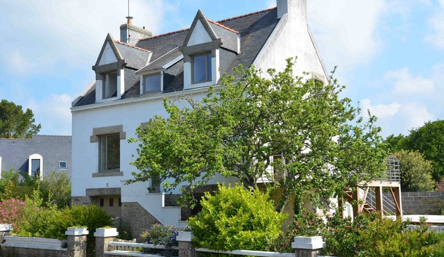 Pleasant comfortable house 150m from the beach