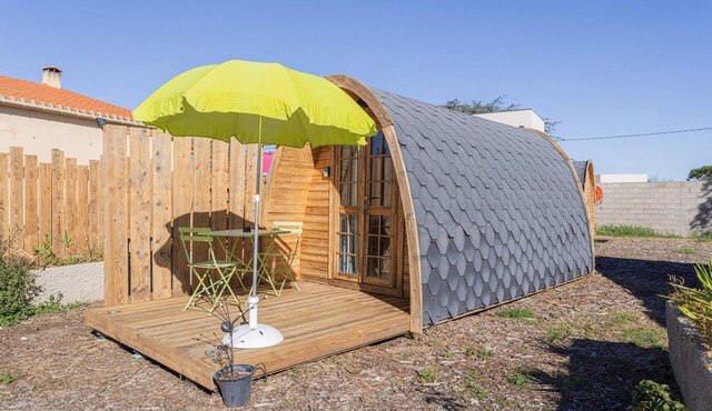 Pod Anis Cabin with Air Conditioning