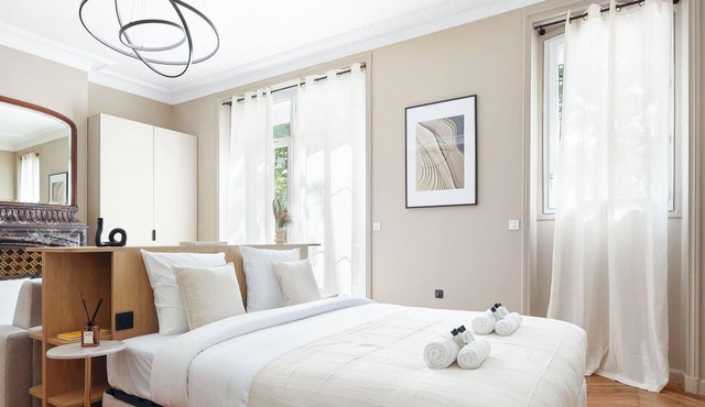 Prestige Haussmannien avec climatisation à Paris