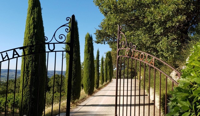 Prestigious gîte in Provence, on the Wine Route in Sablet