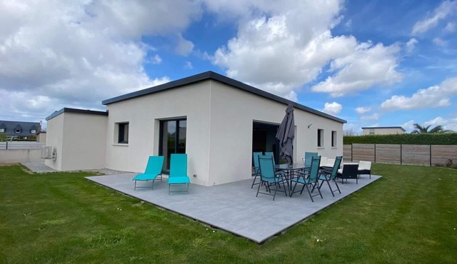 Pretty new house between sea and countryside in a quiet cul-de-sac location