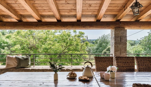 Private Estate & Pool - 15 Guests - South France