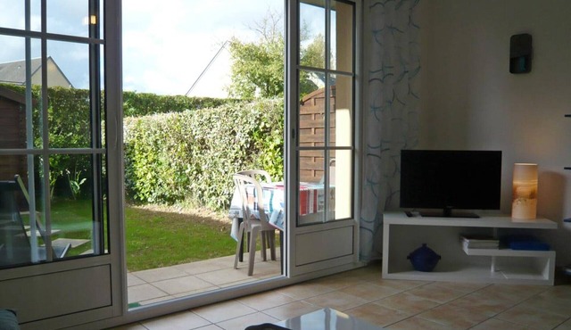 Private Garden in Barfleur - Ground Floor Apartment
