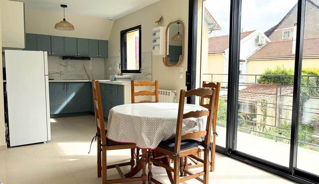 Qhome 7 - Bright 2-room apartment between Paris and Disney