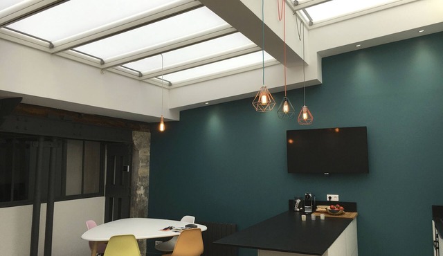 QUIET RENOVATED INDUSTRIAL LOFT IN "GRANDS BOULEVARDS" AREA; PARIS THEATRES AREA
