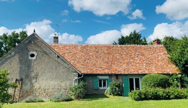 Renovated 18th-century house near Guédelon