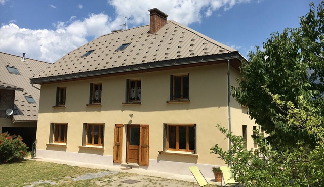Rental apartment type 3 in mountain house in Risoul - 05600