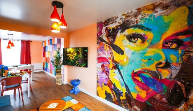 Romantic Suite Bretagne Sud Balneo, Games&Cinema