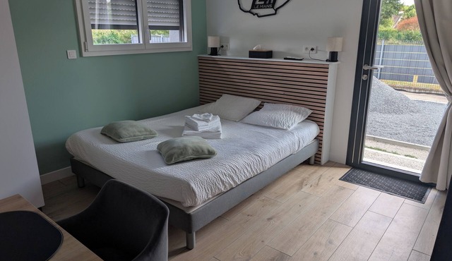 Room near the 24 Hours of Le Mans racetrack, Antarès, Le Mans FC Stadium, and the exhibition center!
