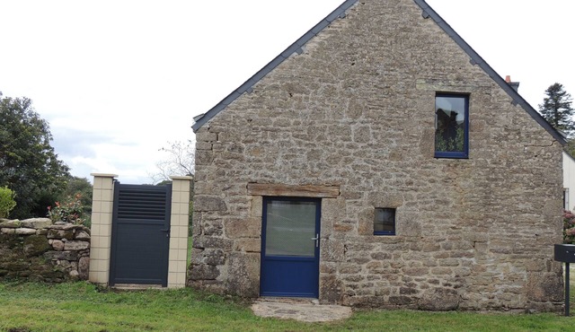 Rural house in the heart of the trails