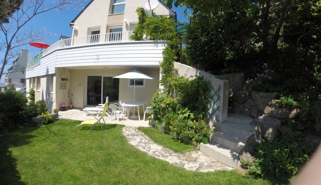 Sea, Relaxation and Pink Granite/3-person apartment 300m from the beach