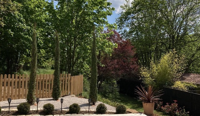Secluded gite with private pool for two nature lovers.