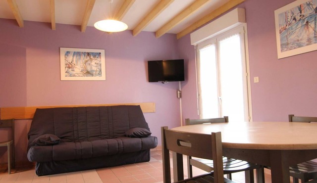 Semi-detached house by the port in Omonville-la-Rogue, pet-friendly