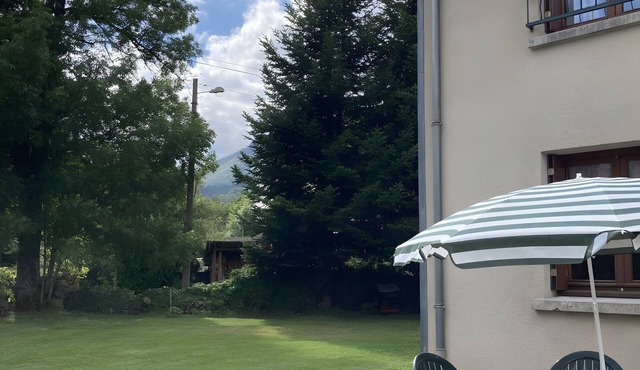 Semi-detached house with garden, mountain view, private terrace and Wi-Fi