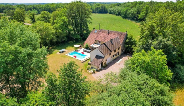 So Villa Margotterie (58) - Heated pool - Volleyball - 2h Paris - 24p.
