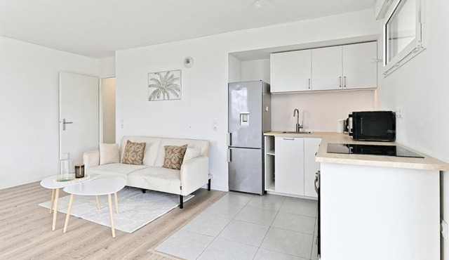 Spacieux 3 chambres avec balcon - Colombes