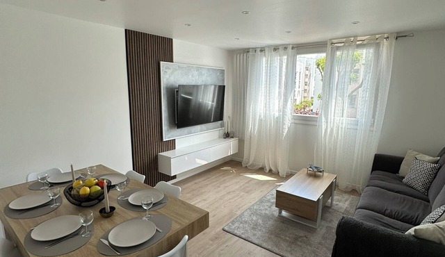 Spacious 3-bedroom near Paris - Private parking