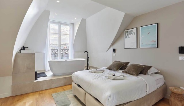 Spacious 3-bedroom apartment - Luxury Trocadero