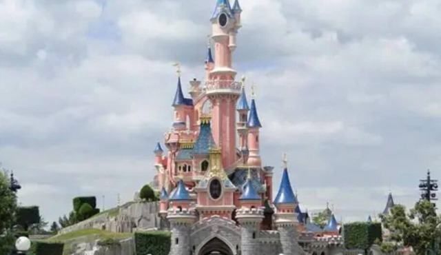 Spacious apartment 5 minutes from DISNEYLAND DE PARIS