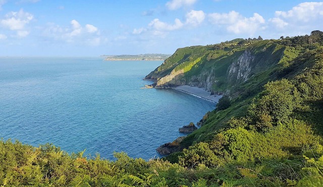 Spend an unforgettable holiday in this attractive holiday home.