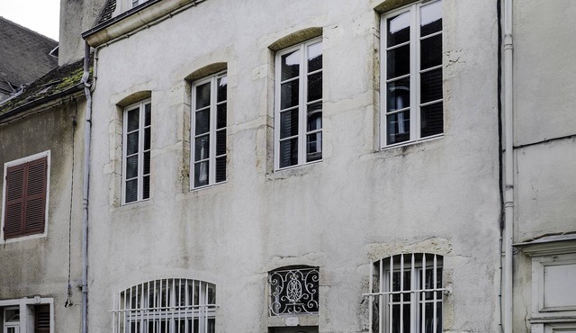 Stop exception in the heart of Beaune