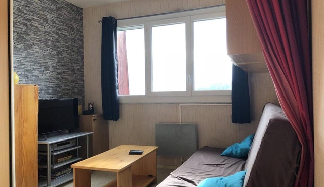Studio 6 pers, à côté des pistes, parking & ascenseur, casier à skis, proche commerces - FR-1-602-101