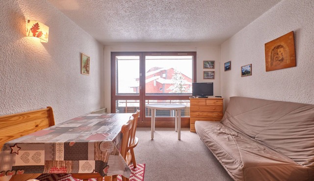 Studio Apartment 'Herbouilly' with Mountain View and Balcony