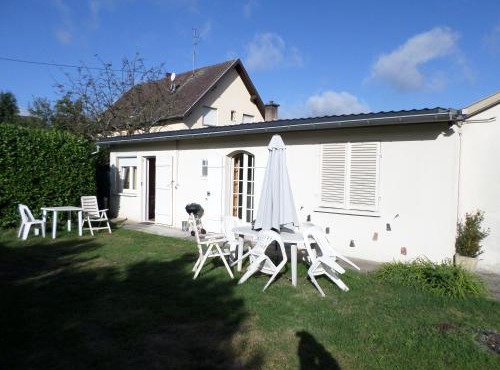 Studio-appartement et chambre à proximité d'une maison de Maître de 1904