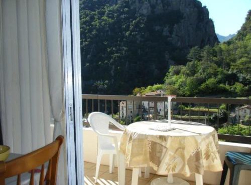 Studio cosy à Amélie-les-Bains, 32 m², vue montagne