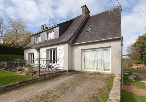 Studio cosy à Plouédern, 18 m² avec jardin et parking