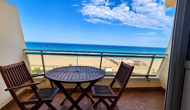Studio for 3 with sea view