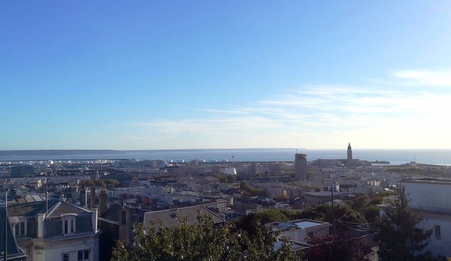 Studio full view of the Seine estuary and the sea, 2 steps from the center