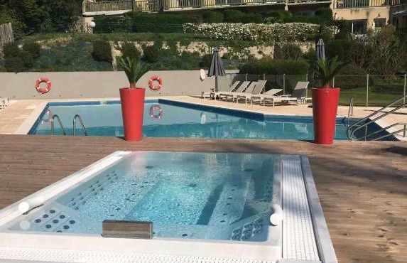 Studio Golf piscine D Day