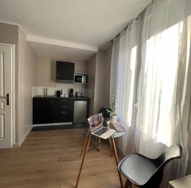 Studio Londres super cosy I rénové fin 2025 I parking gratuit