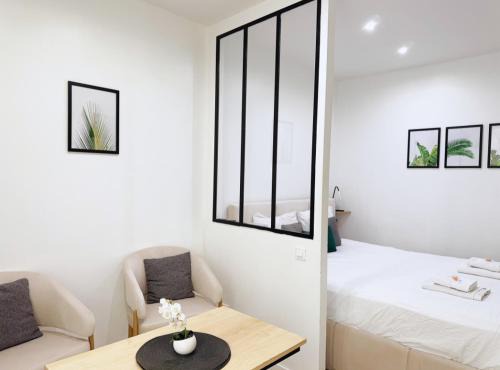 Studio Ponthieu sur Champs Elysées - calme & design